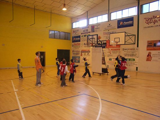 Baloncesto Benjamín Deporte Escolar (4 FEBRERO 2010) - 3